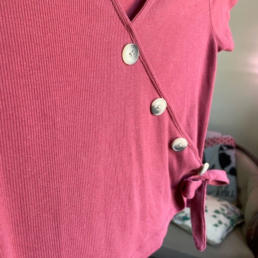 Cropped Top - Picture 4 of 5